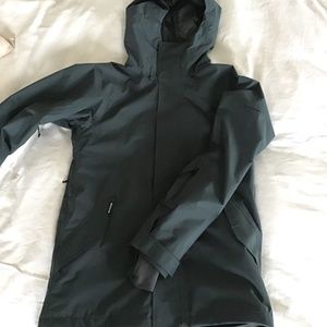 Dakine Meridian 2L Gore-Tex ski jacket